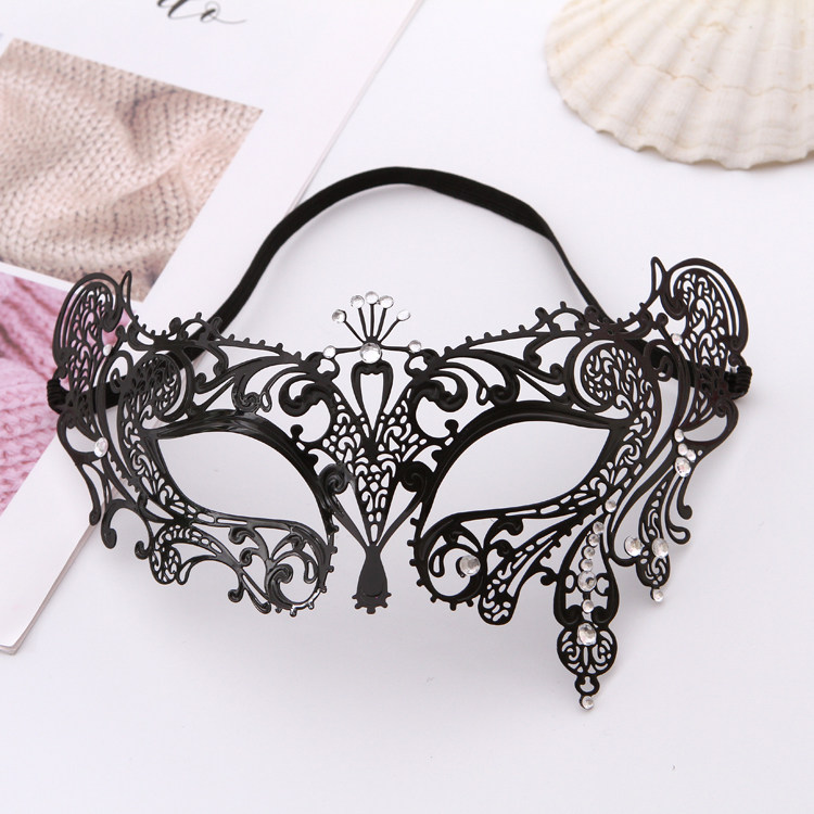 Venice, Italy, high - grade metal mask - metal - mounted diamond party - show makeup ball, eye mask