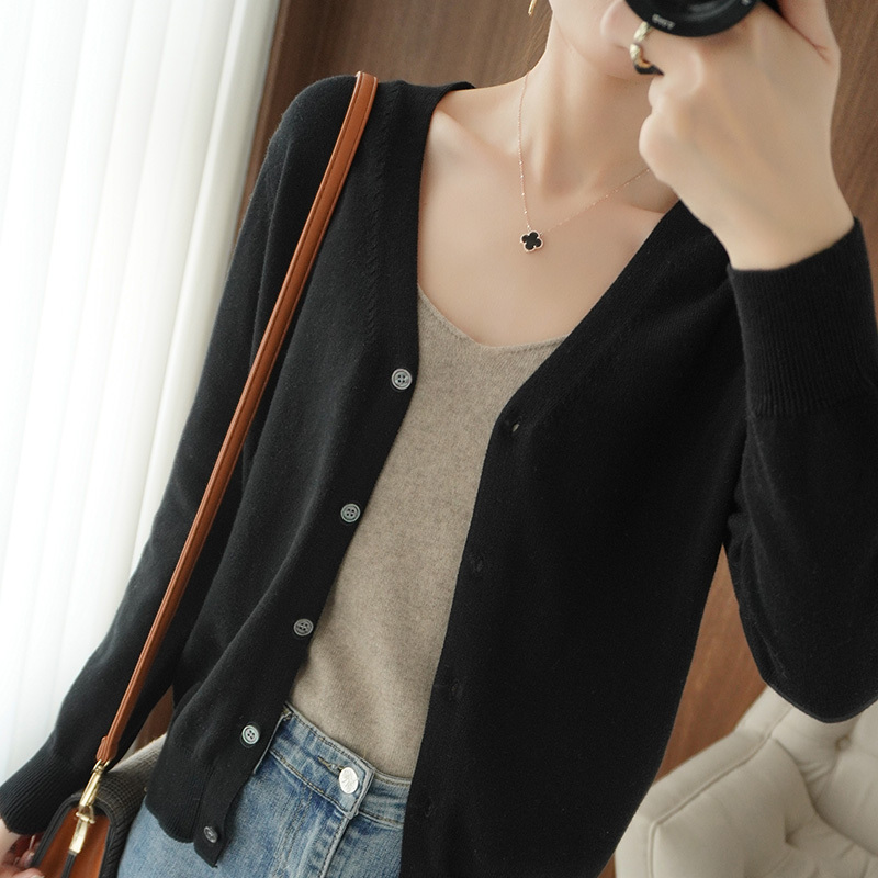 Non-Pilling 100% Pure Cotton V-Neck Cardigan for Women, Autumn and Winter Loose Long-Sleeve Base Layer Shirt, Plus-Size Top Jacket