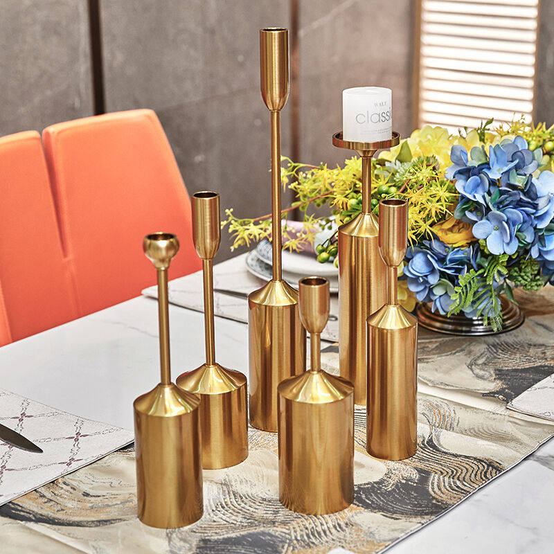 Light luxury Nordic simple home living room dining table romantic candle holder wedding photography props model room decorations