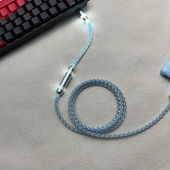 Customized Luminous Hollow Honeycomb Mid-Tube White Light Single Crystal Copper Aviation Plug Cable 8K Magnetic Axis Keyboard Data Cable Charging Cable