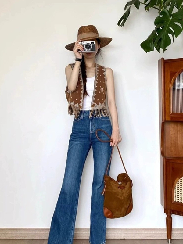 Sichuan Western Region Travel Outfit Ethnic Style Embroidered Tassel Vest Western Cowboy Style Women's Vest New Style Tank Top Sichuan Western Region Travel Outfit Ethnic Style Embroidered Tassel Vest Western Cowboy Style Women's Vest New Style Tank Top