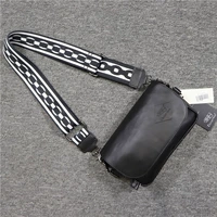 Черно-белый ремень-цепочка на плечо