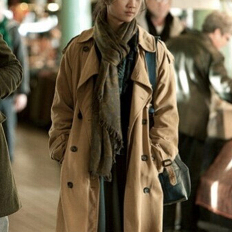 Stars of the same late autumn soup 2022 Spring and autumn loose Korean edition is a thin retro coat woman