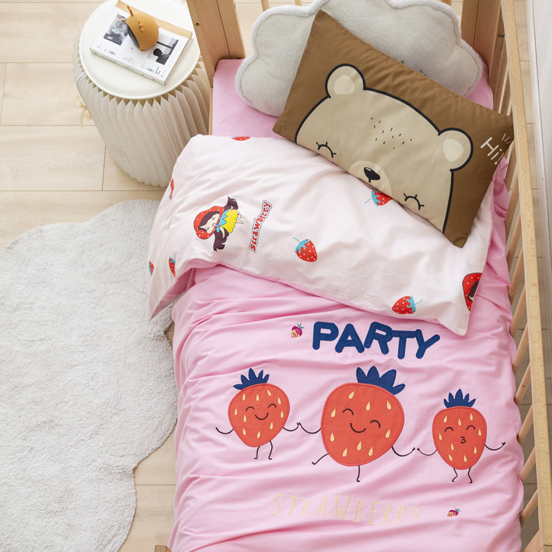 Baby kindergarten nap three-piece quilt with core into the garden pure cotton bedding Princess style pink bedding 60