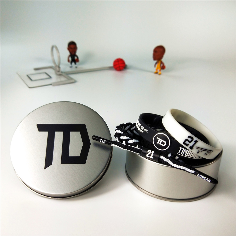 Tim Duncan basketball player Universal Star sports bracelet souvenir collection practical hand-shaped boy birthday gift box