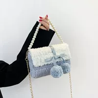 Ледяные полоски светло -серый + молочно -белый (материал из жемчужного стиля)