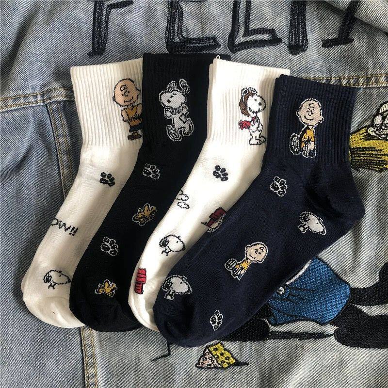 Versatile Trendy Sports Socks, Instagram-Style Socks, Men's Mid-Calf Socks, Trendy Cartoon Snoopy Socks, Men's Couple Socks Versatile Trendy Sports Socks, Instagram-Style Socks, Men's Mid-Calf Socks, Trendy Cartoon Snoopy Socks, Men's Couple Socks