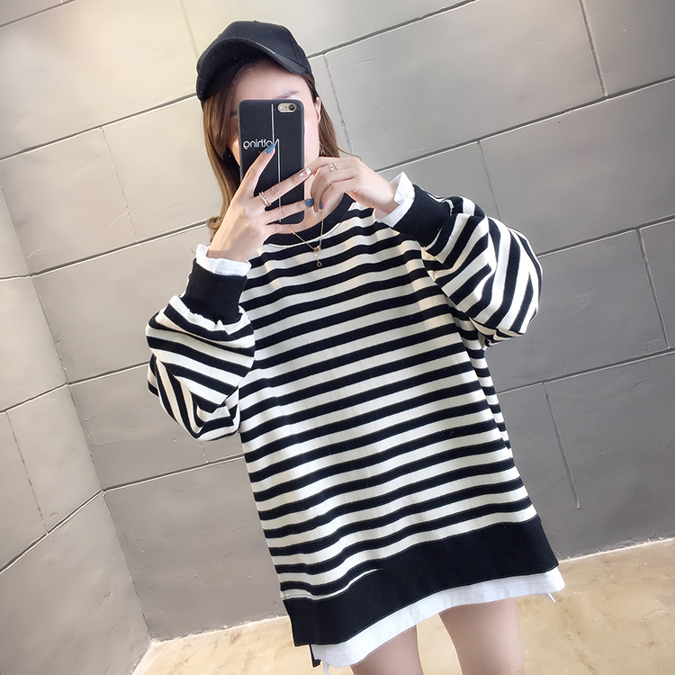 2020 plus fertilizer for overweight pregnant woman Long sleeves T-shirt sleeve head casual blouse spring fashion Korean version loose and fat MM200 catty