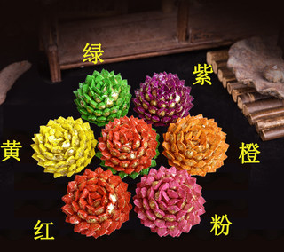 Lotus leaf and lotus sugar pagoda to worship buddha and worship guanyin