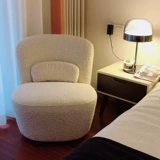 涵客家居 Современный и минималистичный белый крутящийся диван для отдыха