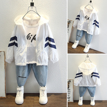 Boy sunscreen Summer thin 2022 Children 2022 new phase Phased Webbing Webbing with cap blouses Childrens summer jacket