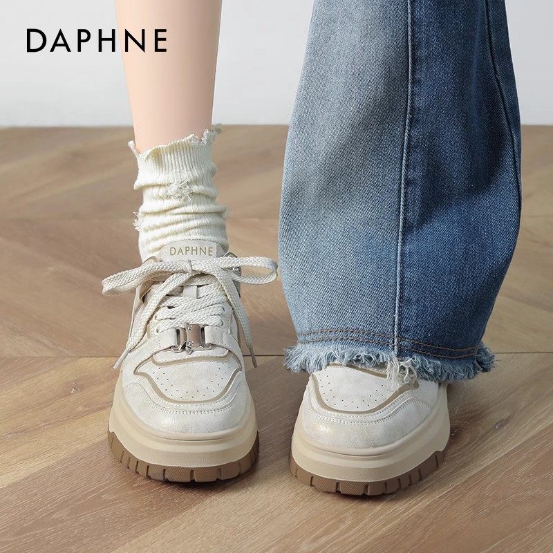 Белые туфли в стиле ретро Daphne old, женская обувь на толстой подошве, новинка 2025 года, зимняя женская обувь для спорта и отдыха на высоком каблуке