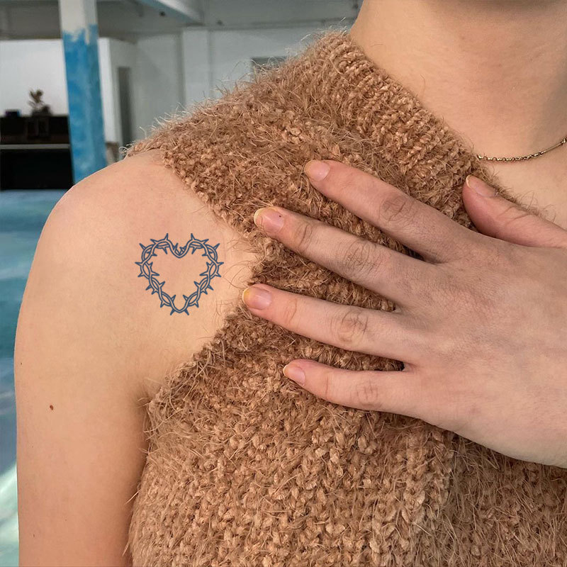 Gattoo Ligustrum Heart Unique Heart Series Pattern Waterproof Sweatproof Non-Reflective Tattoo Stickers
