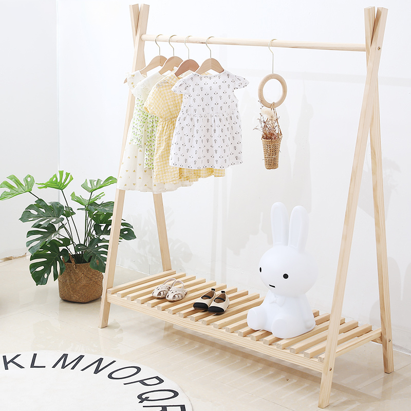 Bedroom coat hanger wooden hanger solid wood children's floor hanger middle child big child home ins simple hanger