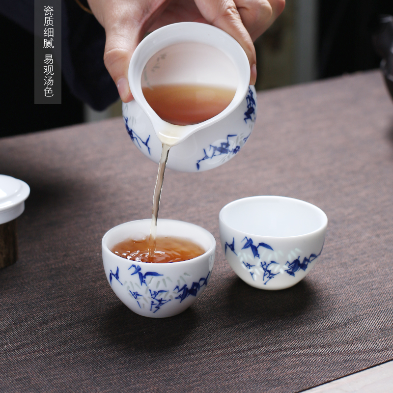Jingdezhen ceramic sample tea cup single green tea white porcelain, exquisite hand - made single master kung fu tea cups