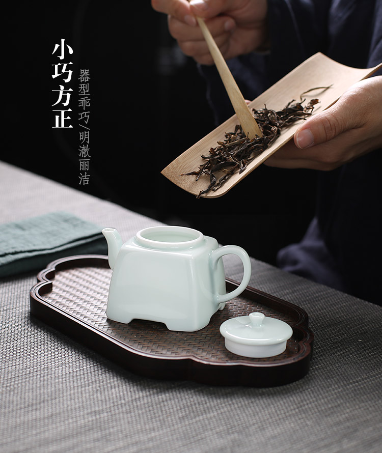 Jingdezhen up the fire which celadon manual kung fu single ceramic teapot household filtering little teapot