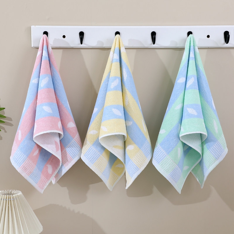 Pure Cotton Thin Towel for Adults, Students, and the Elderly, Suitable for Washing Face and Bathing, Lightweight, Soft, Skin-Friendly, Absorbent, and Easy to Wring Out