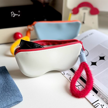 Portable silicone glasses bag with lanyard hanging bag sunglasses soft protective cover storage bag portable glasses box