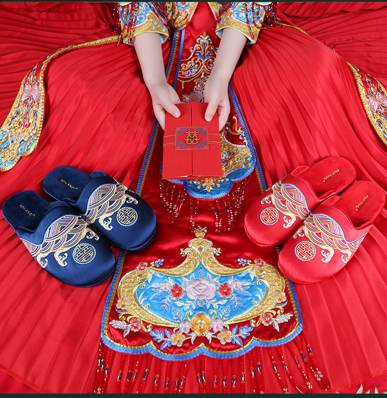 奥康 中式绸缎刺绣婚庆拖鞋 婚鞋 天猫优惠券折后￥64包邮（￥69-5）
