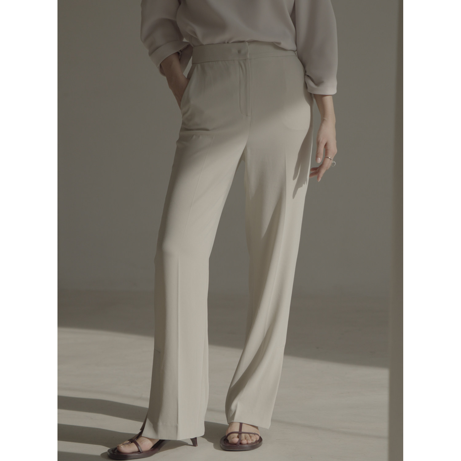 NEVE Design Straight Drum Medium-high Waist Foot Opening Fork Acetate Casual Long Pants Thin coveted Western Pants Woman Autumn