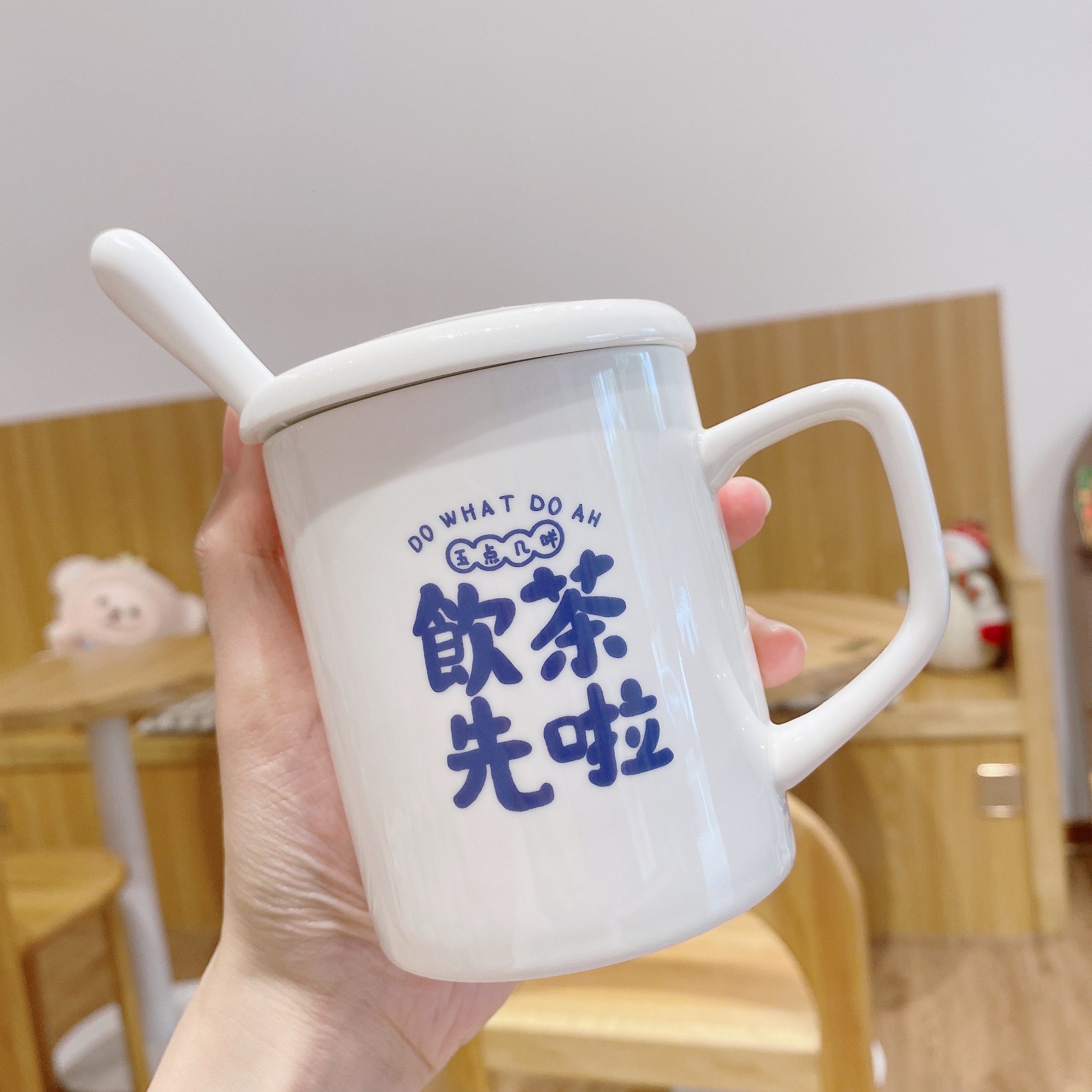 Large Capacity Cute Ceramic Water Cup Tea Trend for girls and girls Home Mark Cup Milk Coffee Cups With Lid Spoon