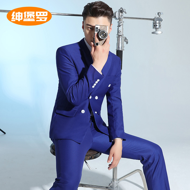 Gentleman Row performs suit men's suit singer film studio camera dress to host the Bao Blue double row suit