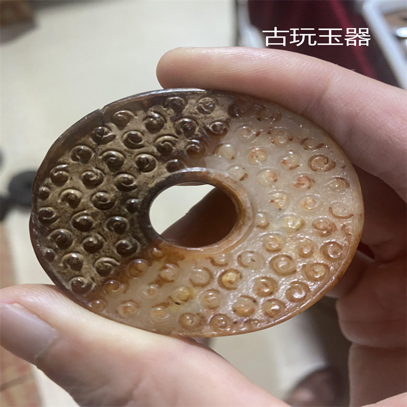 仿古汉代古玩古董沁色玉璧民间收藏古玉器挂件老物件吊坠和田玉璧