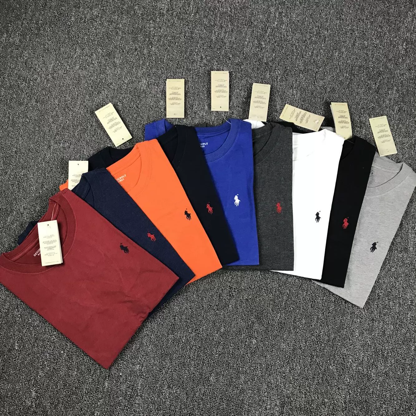 Solid summer T-shirt with a round collar for leisure