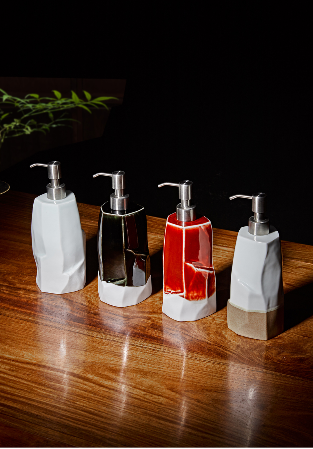 Spin pottery hand washing liquid bottle hotel home hand sanitizer bottle on the bathroom small gel shampoo bottles