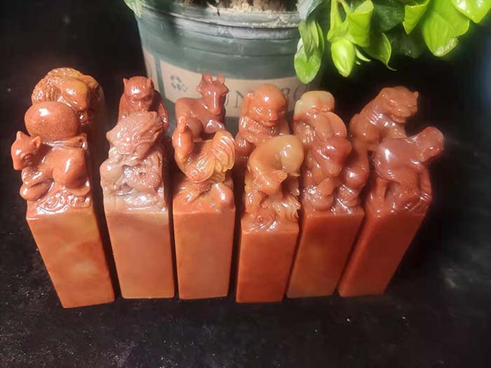 Seal engraving Zhejiang Redstone Shoushan Stone Seal Ancient Beast Zodiac 2 5 * 2 5 * 9-10 Collection