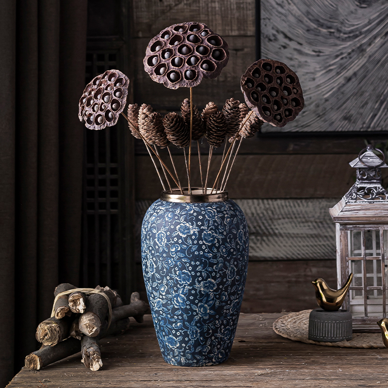 Mouths dried flowers mesa of blue and white vase, European - style flower implement jingdezhen ceramic flower sitting room dry flower arrangement to restore ancient ways furnishing articles