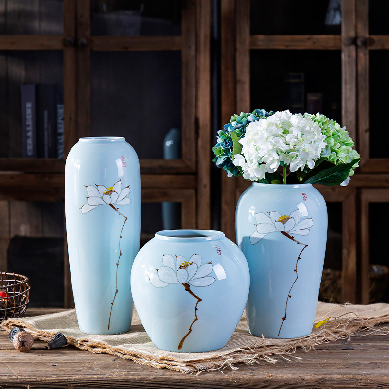 Jingdezhen northern wind ceramic creative furnishing articles sitting room desktop simulation flower vase flowers home decoration decoration
