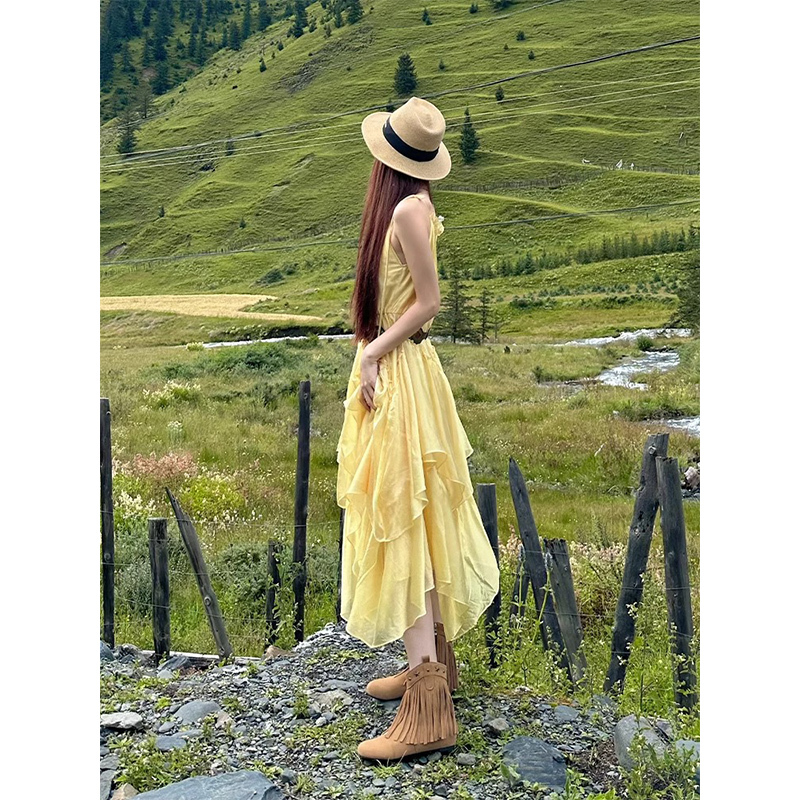 Xinjiang Northwest Grassland Northern Border Travel Outfit Women's Clothing Sichuan West Travel Yunnan Dopamine Yellow Long Dress Xinjiang Northwest Grassland Northern Border Travel Outfit Women's Clothing Sichuan West Travel Yunnan Dopamine Yellow Long Dress