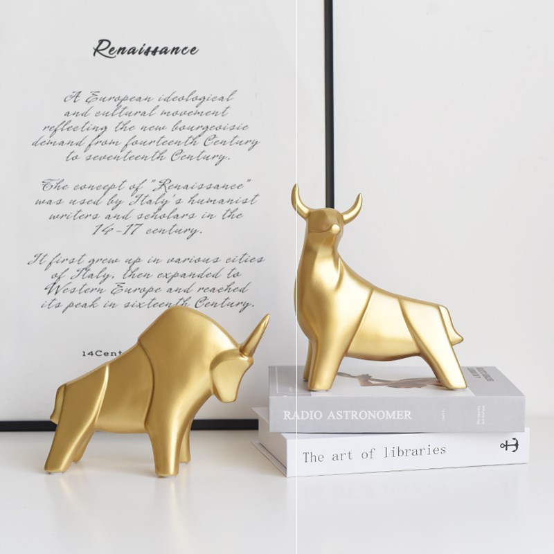 Modern light decoration key-2 luxury office study porch decoration creative ceramic cow furnishing articles wine finances office