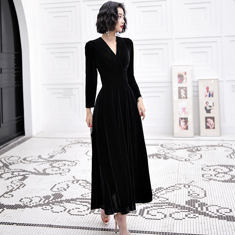 Black Evening Gown Women's Annual Conference Banquet Temperament New Host Gown Gown Velvet Long Sleeve Foreign Dress