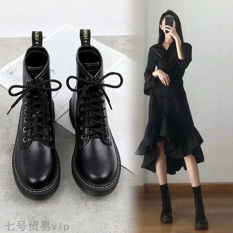 Martin boots in winter increases in 2022 plus boots in the English wind boots