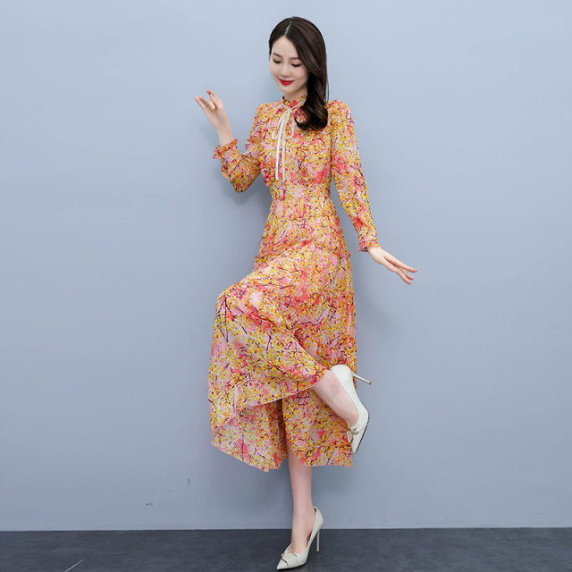 Chiffon dress autumn 2022 new women's wear long-sleeved light and thin brand high-end slimming floral temperament thin summer