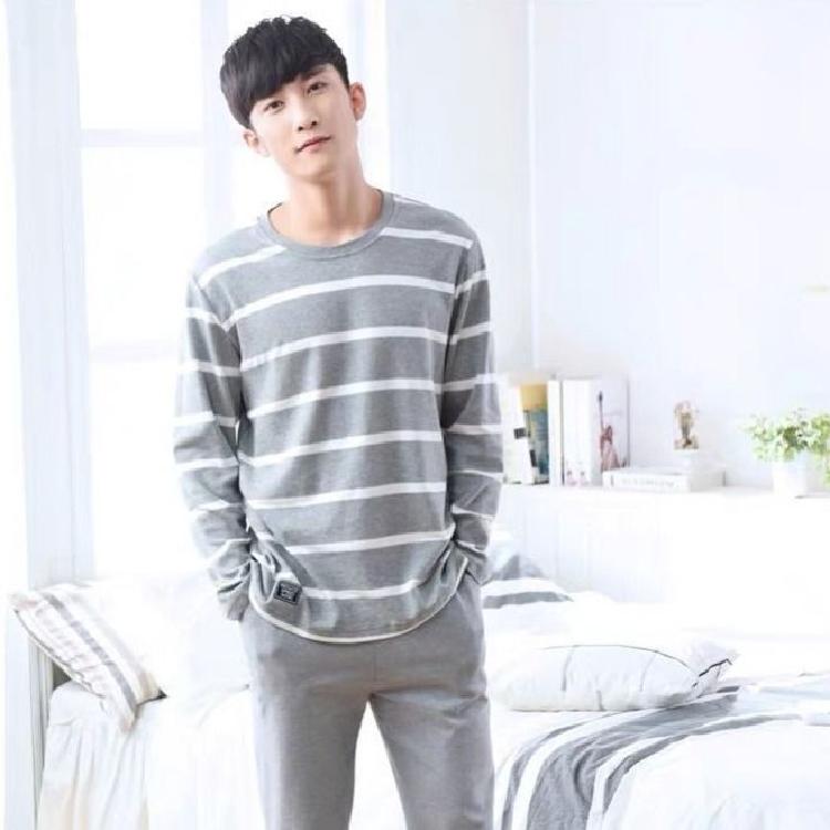 Z.2020 Summer Pyjama bông Mens Summer Mens Casual Quần soóc mùa hè ngắn tay áo Mens Home Mang Set.