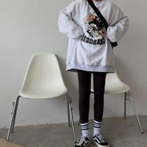 Japanese ancient round neck sweater female loose ins Korean Super fire cec Harajuku bf lazy wind spring and autumn thin coat