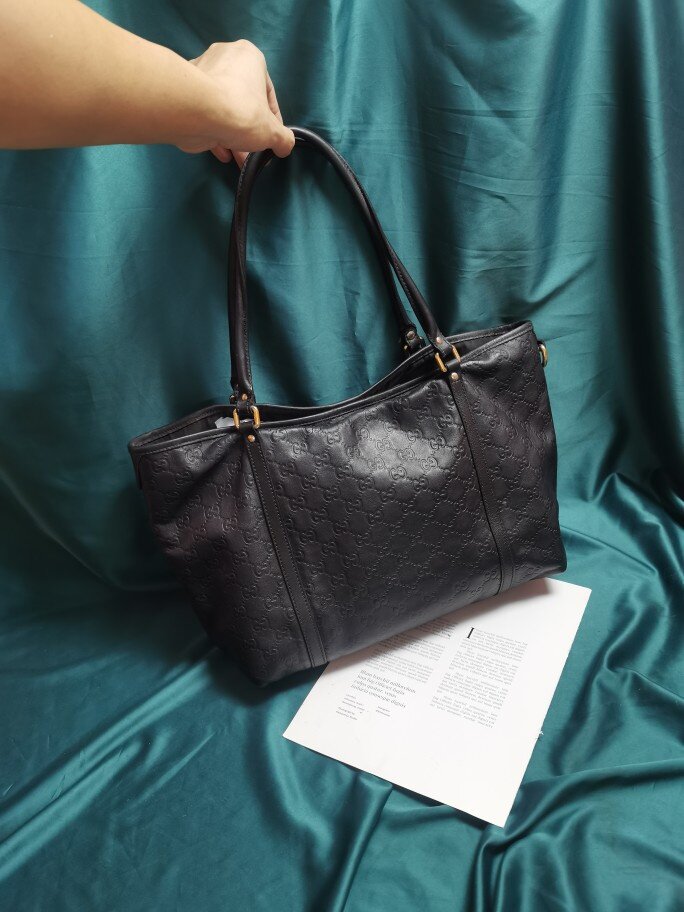 Already sold Gucci Bull Leather single shoulder handbag