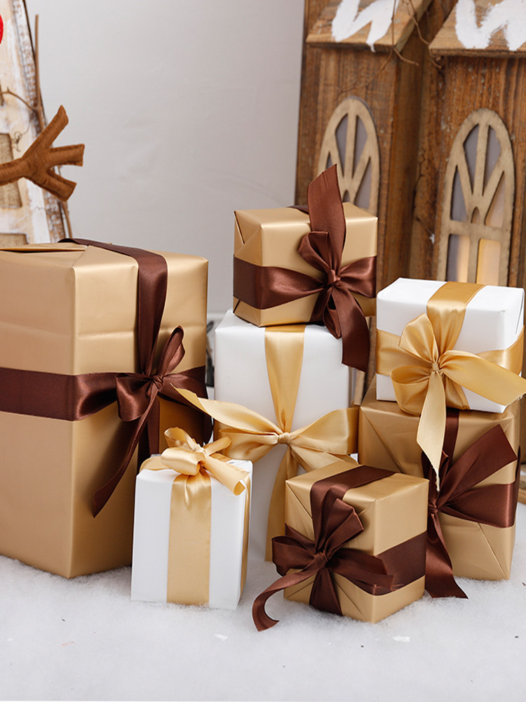 Christmas decorations Gift box Gift box Christmas tree under the scene decoration props package Window decoration shelf