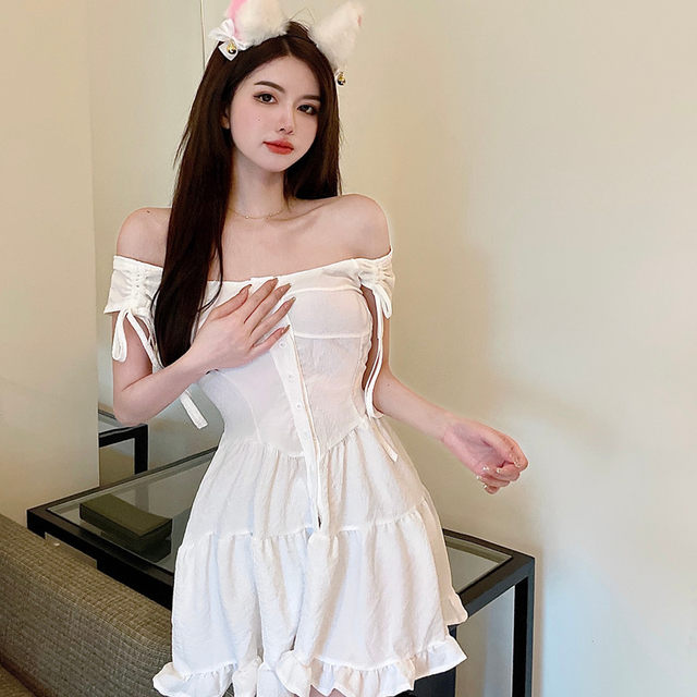 2022 summer new Korean version temperament celebrity goddess fan nifty niche waist dress small short skirt female