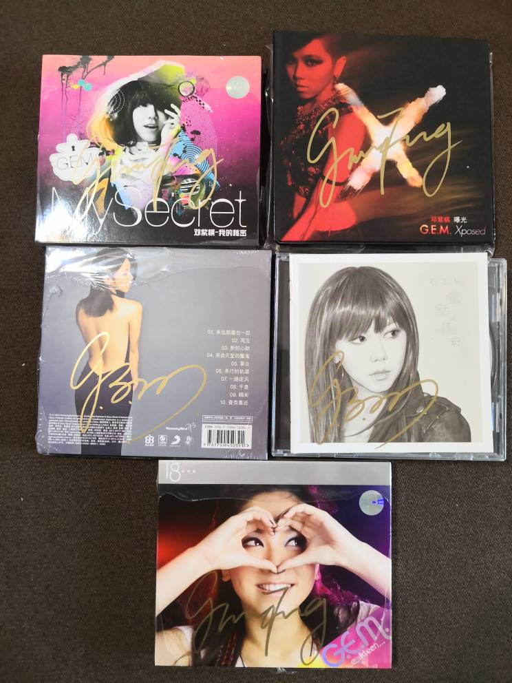 Deng Purple Chess's autograph full set of 6 albums 18 My secret to expose new heartbeat fairytale Hugh