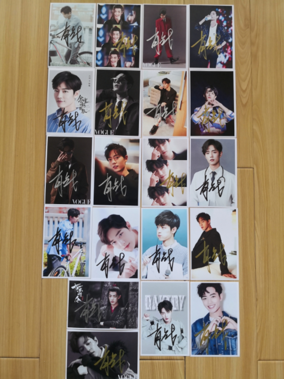 Xiao Zhan's autographed photos Xiao Zhan's autograph photos for the rest of his life
