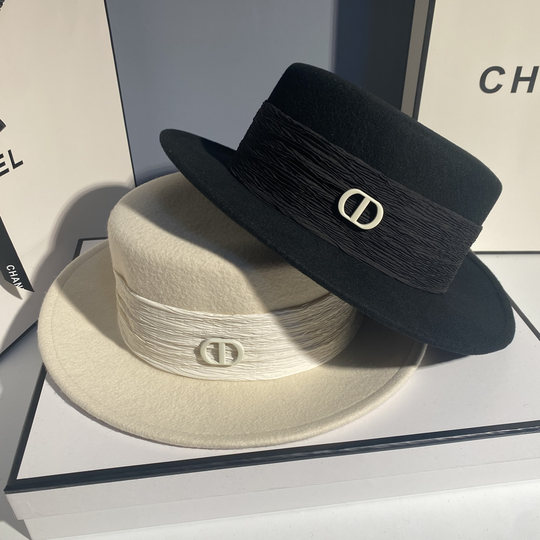 Winter New Flat-Top Wool Felt Hat for Women, Casual Versatile British Retro Jazz Hat, Trendy Luxury Socialite Style