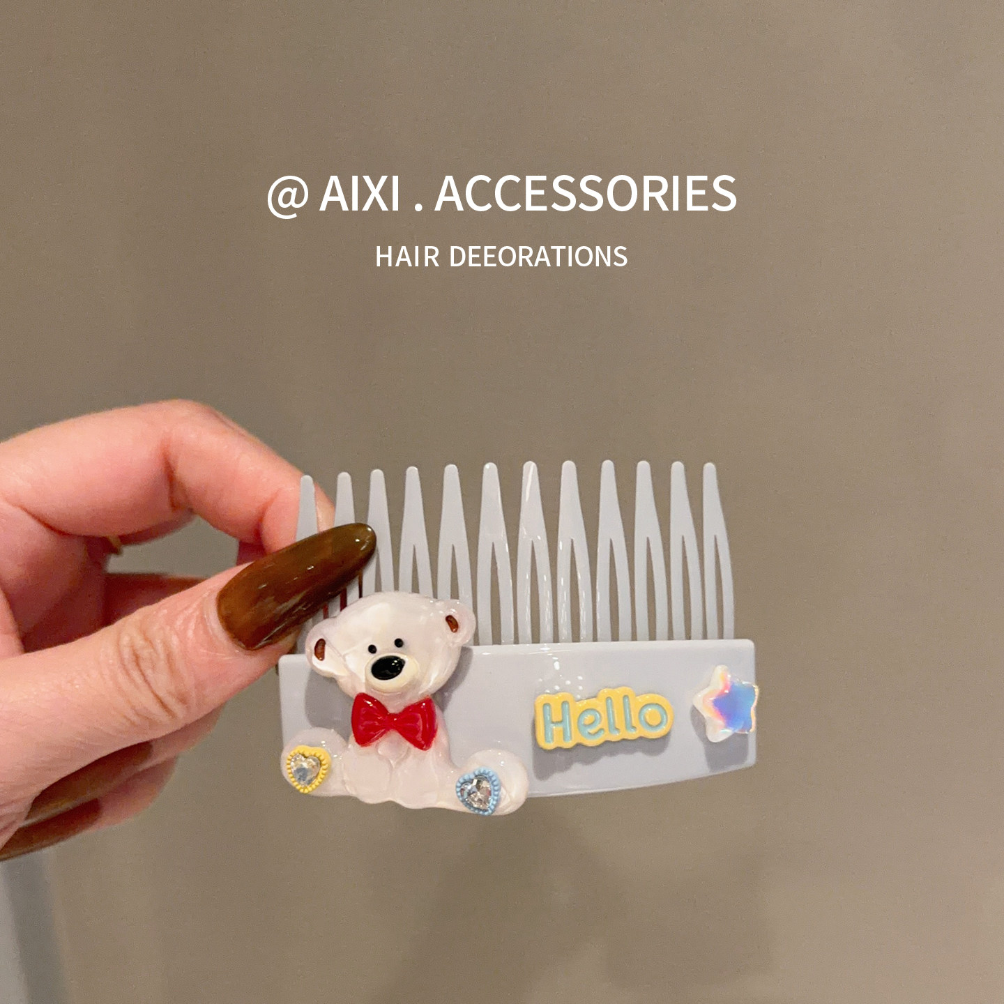 Cute bear headband for children, princess hairstyle, upside-down comb hair clip, high-quality fluffy hair comb with anti-slip design.