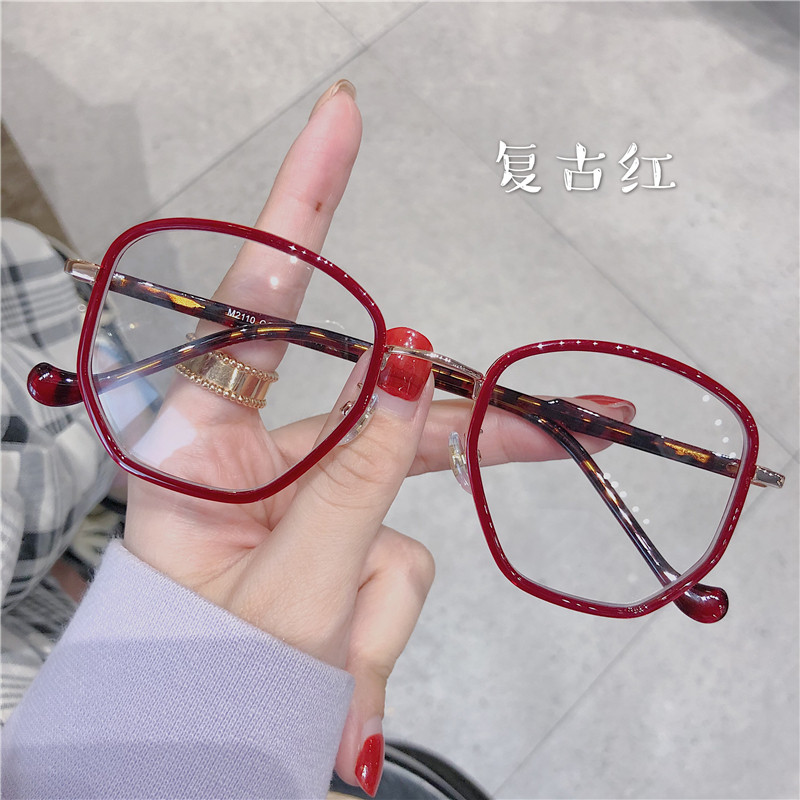 Ultra light TR glasses female blue-ray radiation can be equipped with degree polygon retro red net red glasses frame Han edition
