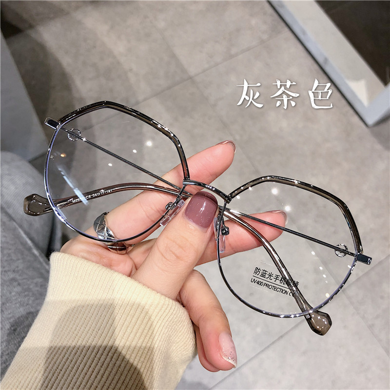 Anti-blue light radiation polygonal mirror frame female grey tea colour small red book covegan slim spectacle frame can be matched