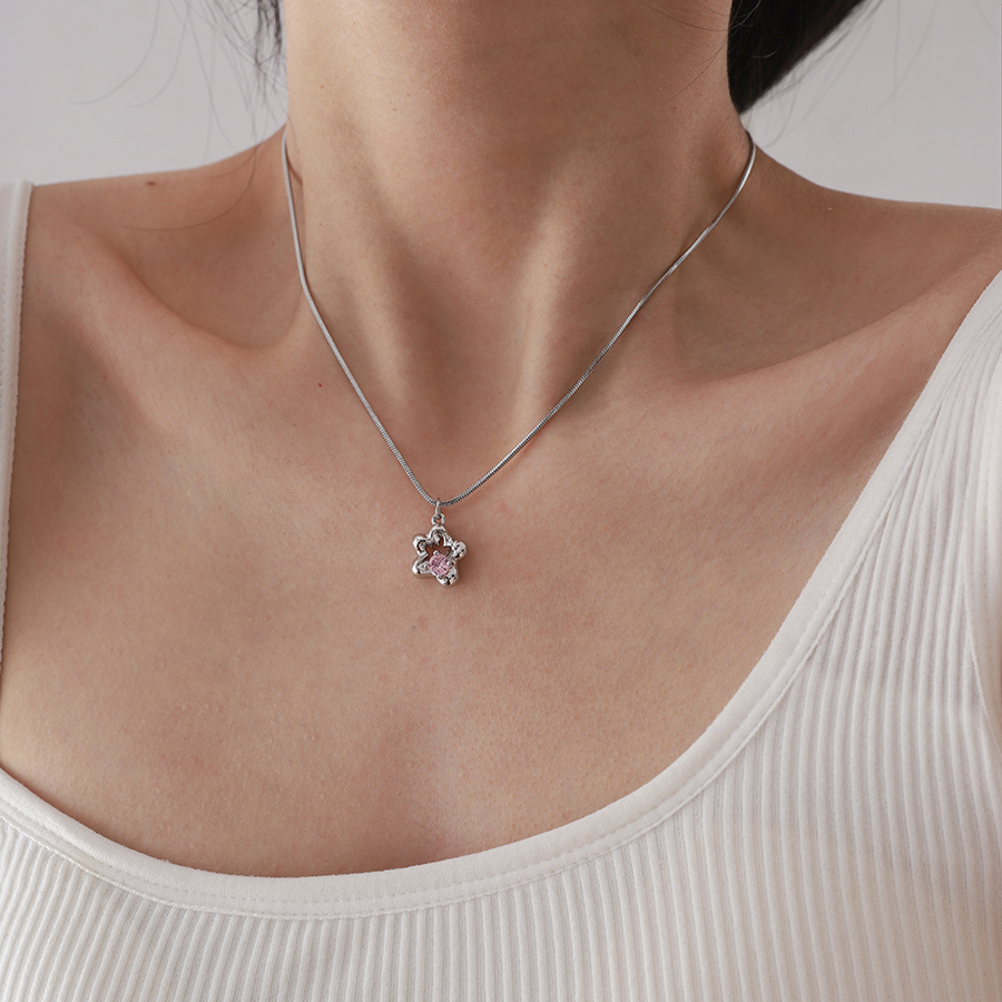 Casual Simple Style Star Zircon Alloy Titanium Steel Wholesale Pendant Necklace display picture 12