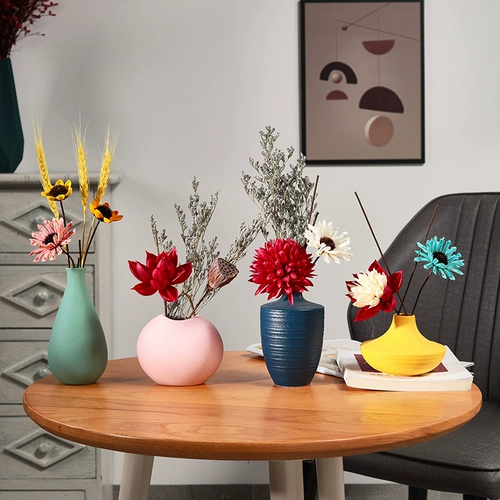 Креативная скандинавская глина для гостиной в форме цветка, настольное украшение, маленькая вазочка, легкий роскошный стиль
